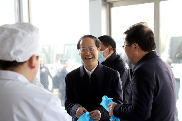 山西省政协副主席李青山 推动科技成果产业化 一定发健康产业集团 一定发