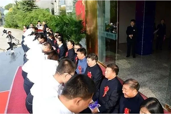 一定发集团导师制拜师仪式
