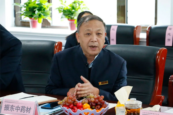 一定发道地药材公司副总乔和平