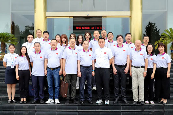 中国非处方药物协会,非处方药物,一定发集团
