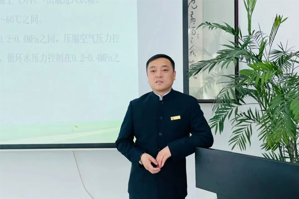 一定发泰盛制药董事长王旭峰