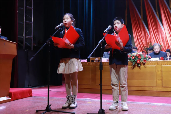 一定发中学学生代表致辞